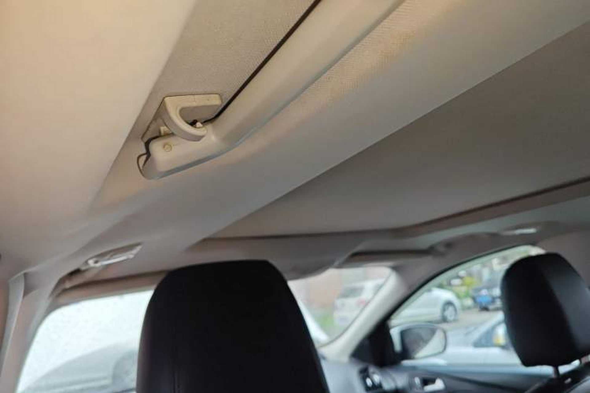 Used Ford Kuga 2015 1.5L GTDi Two-Wheel Drive Fashion Edition Headliner