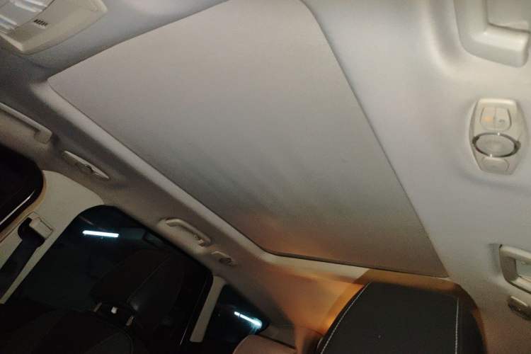 Used Ford Kuga 2015 1.5L GTDi Two-Wheel Drive Fashion Edition Headliner