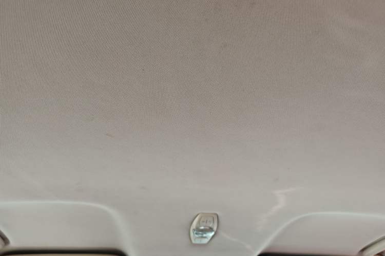 Used Ford Kuga 2015 1.5L GTDi Two-Wheel-Drive Comfort Model Headliner