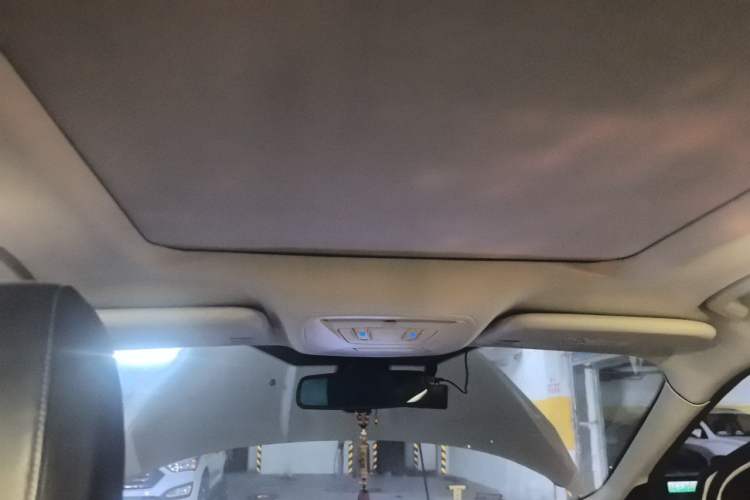 Used Ford Kuga 2015 1.5L GTDi Two-Wheel Drive Fashion Edition Headliner