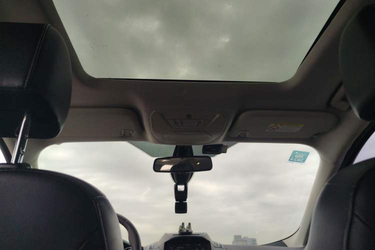 Used Ford Kuga 2015 1.5L GTDi Two-Wheel Drive Fashion Edition Headliner