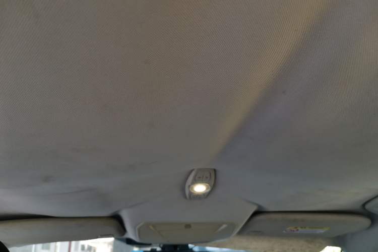 Used Ford Kuga 2015 1.5L GTDi Two-Wheel-Drive Comfort Model Headliner