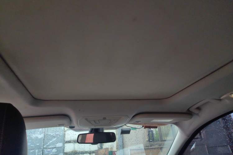 Used Ford Kuga 2015 2.0L GTDi Four-Wheel Drive Elite Model Headliner