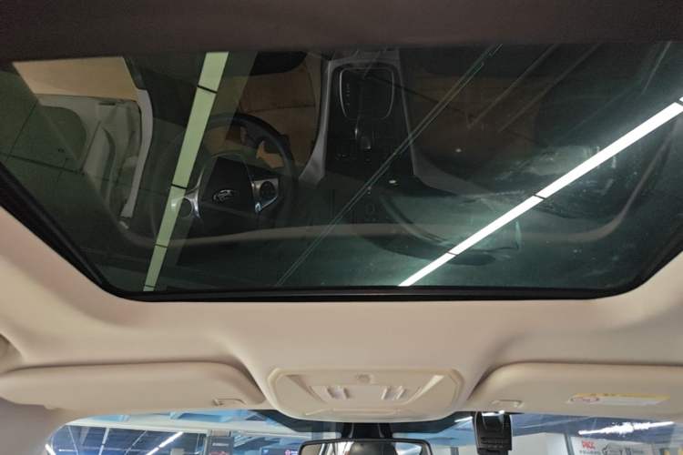 Used Ford Kuga 2015 1.5L GTDi Two-Wheel Drive Fashion Edition Headliner