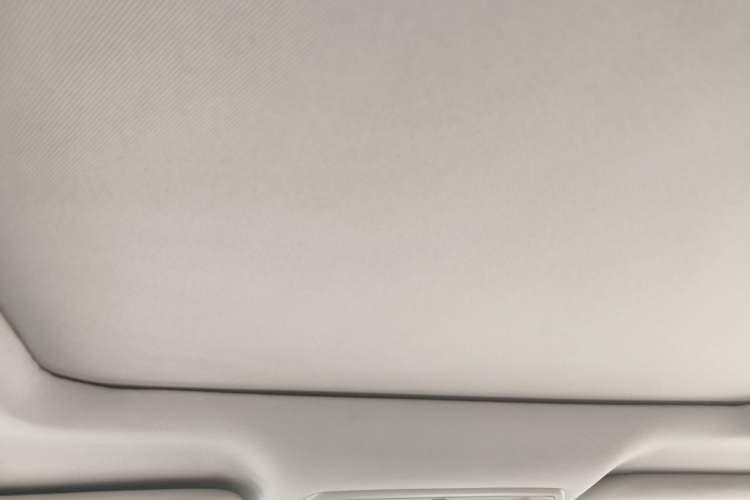 Used Ford Kuga 2015 2.0L GTDi Four-Wheel Drive Elite Model Headliner