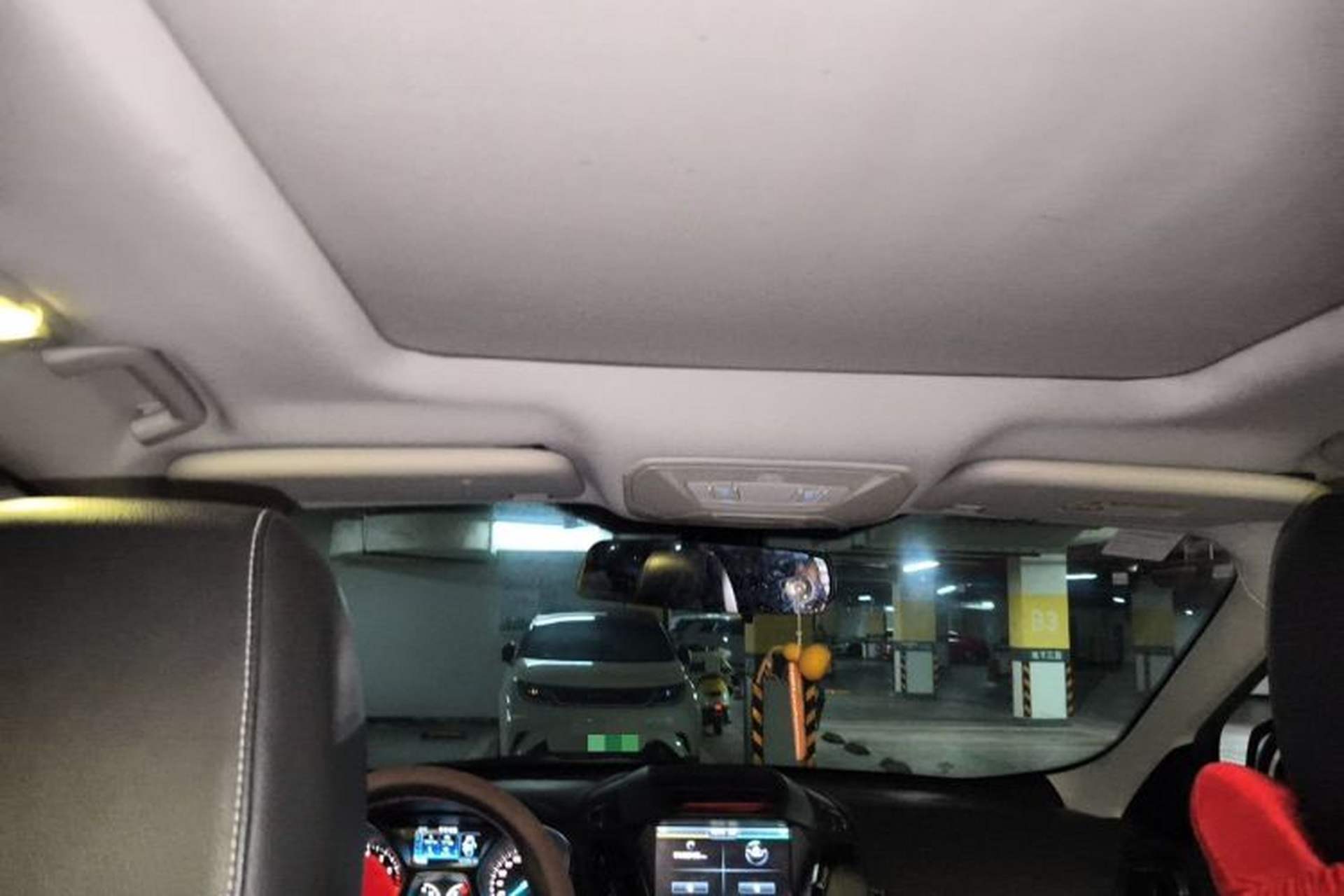 Used Ford Kuga 2015 2.0L GTDi Four-Wheel Drive Elite Model Headliner