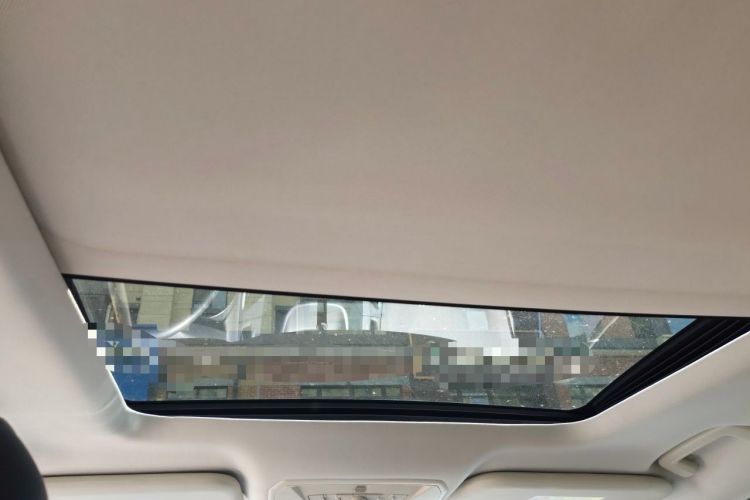 Used Ford Kuga 2015 2.0L GTDi Four-Wheel-Drive Sport Model Headliner
