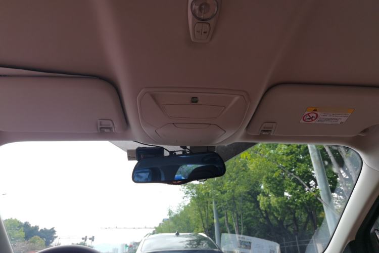 Used Ford Kuga 2015 1.5L GTDi Two-Wheel-Drive Comfort Model Headliner