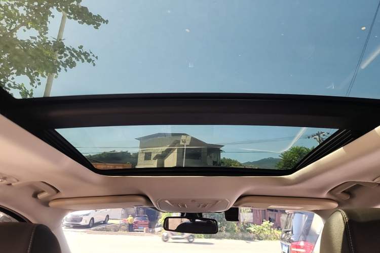Used Ford Kuga 2015 1.5L GTDi Two-Wheel Drive Fashion Edition Headliner