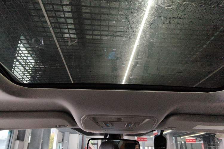 Used Ford Kuga 2015 1.5L GTDi Two-Wheel Drive Fashion Edition Headliner