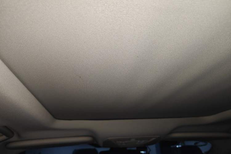 Used Ford Kuga 2015 1.5L GTDi Four-Wheel-Drive Elite Model Headliner