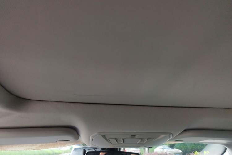 Used Ford Kuga 2015 1.5L GTDi Two-Wheel Drive Fashion Edition Headliner