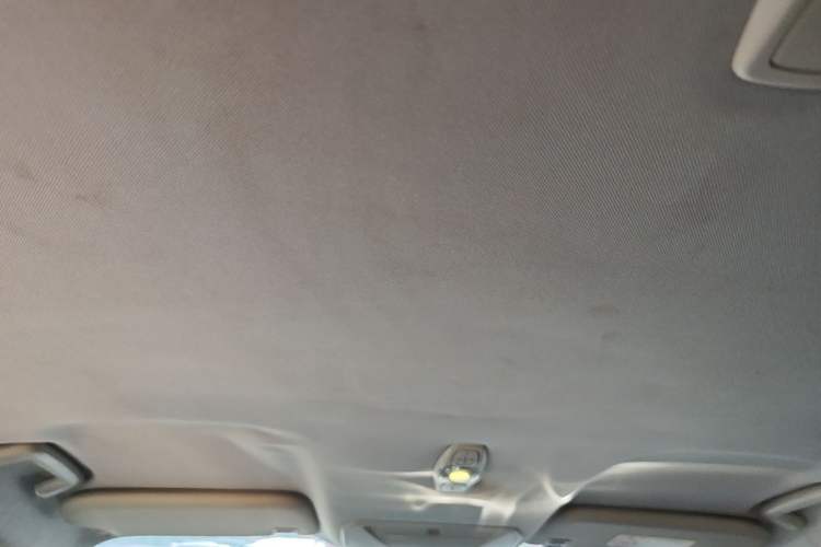 Used Ford Kuga 2015 1.5L GTDi Two-Wheel-Drive Comfort Model Headliner