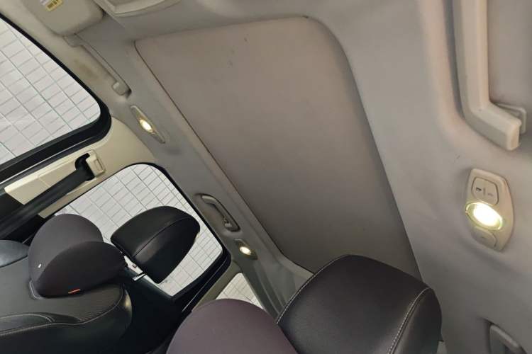 Used Ford Kuga 2015 1.5L GTDi Two-Wheel Drive Fashion Edition Headliner