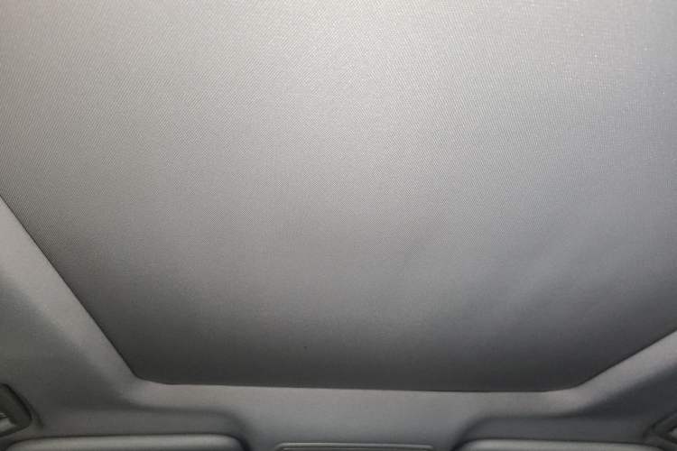 Used Ford Kuga 2015 2.0L GTDi Four-Wheel Drive Prestige Model Headliner