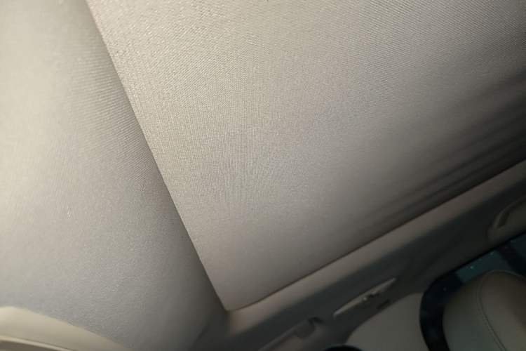 Used Ford Kuga 2015 2.0L GTDi Four-Wheel Drive Prestige Model Headliner
