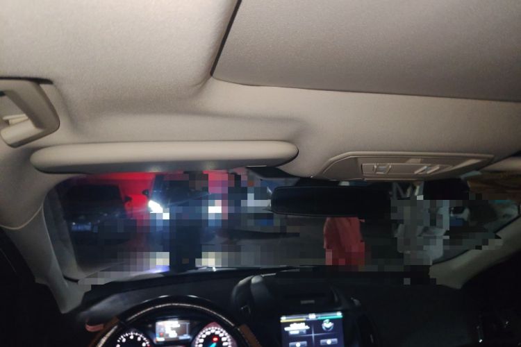 Used Ford Kuga 2015 1.5L GTDi Four-Wheel-Drive Elite Model Headliner