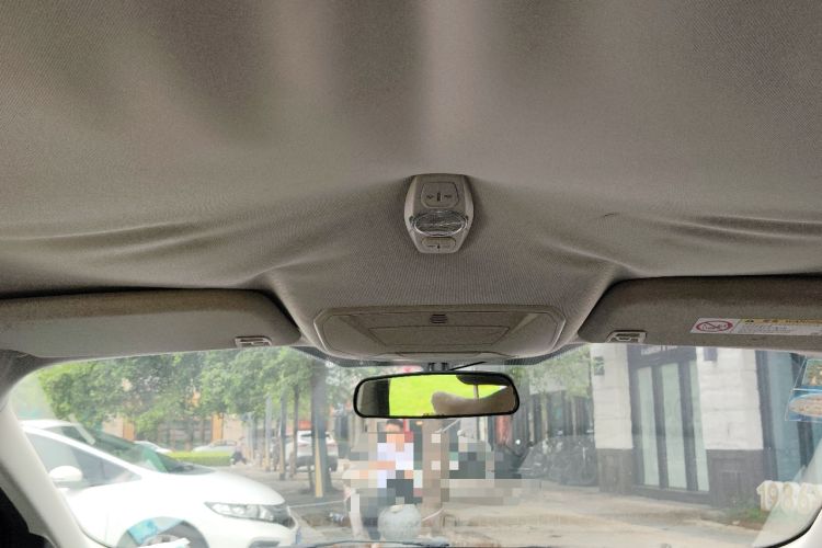 Used Ford Kuga 2015 1.5L GTDi Two-Wheel-Drive Comfort Model Headliner