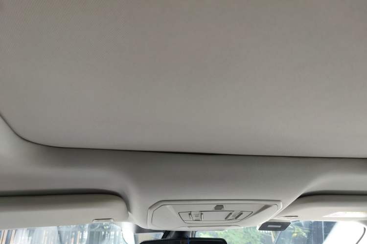 Used Ford Kuga 2015 1.5L GTDi Two-Wheel Drive Fashion Edition Headliner