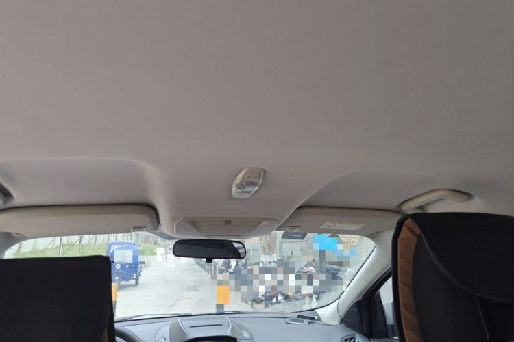 Used Ford Kuga 2015 1.5L GTDi Two-Wheel-Drive Comfort Model Headliner
