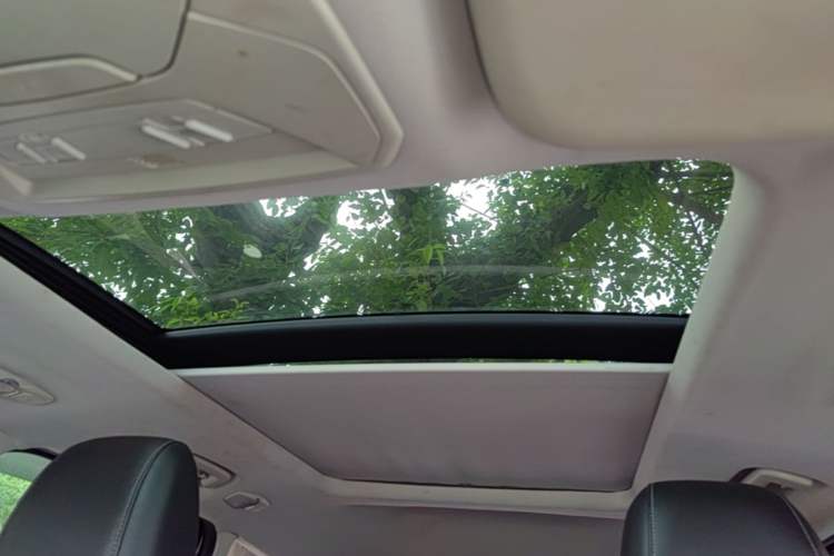 Used Ford Kuga 2015 1.5L GTDi Two-Wheel Drive Fashion Edition Headliner