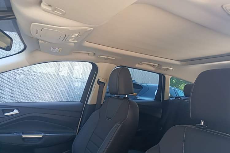 Used Ford Kuga 2015 1.5L GTDi Two-Wheel Drive Fashion Edition Headliner