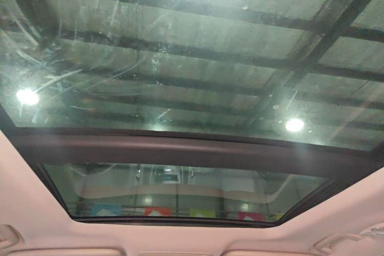 Used Ford Kuga 2015 2.0L GTDi Four-Wheel Drive Elite Model Headliner