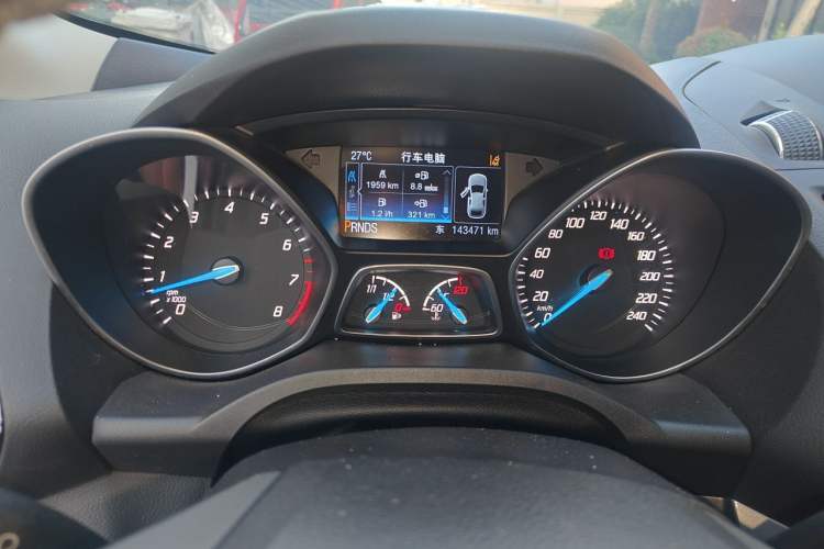 Used Ford Kuga 2015 2.0L GTDi Four-Wheel Drive Prestige Model Instrument Cluster
