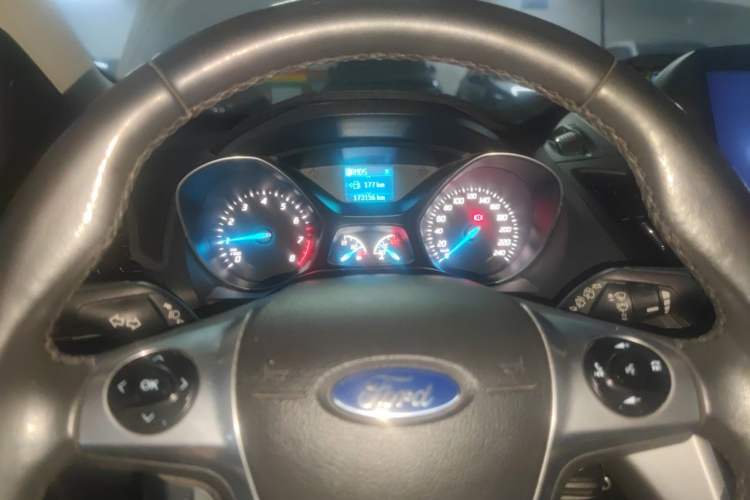 Used Ford Kuga 2015 1.5L GTDi Two-Wheel Drive Fashion Edition Instrument Cluster