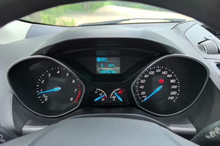 Used Ford Kuga 2015 1.5L GTDi Two-Wheel-Drive Comfort Model Instrument Cluster