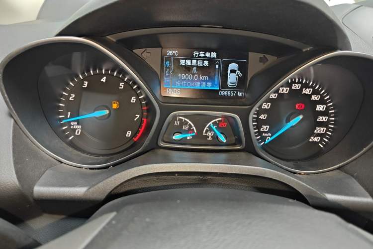 Used Ford Kuga 2015 2.0L GTDi Four-Wheel Drive Elite Model Instrument Cluster