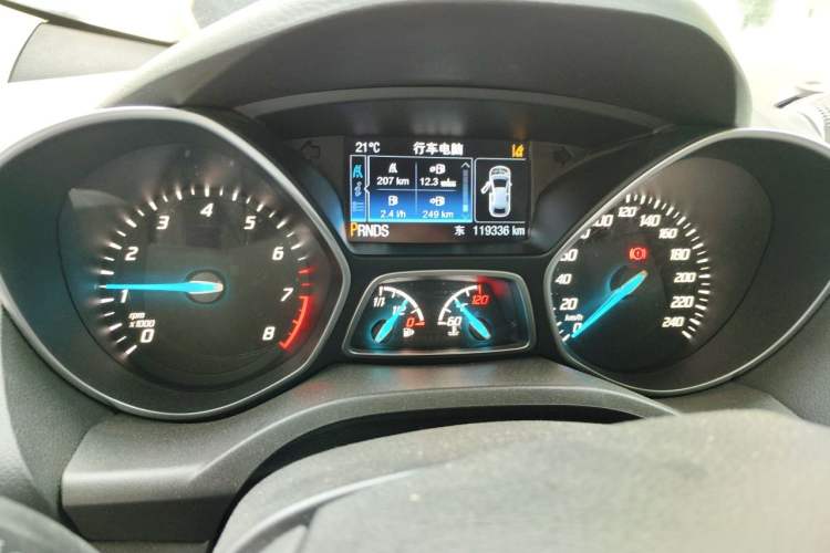 Used Ford Kuga 2015 2.0L GTDi Four-Wheel-Drive Sport Model Instrument Cluster