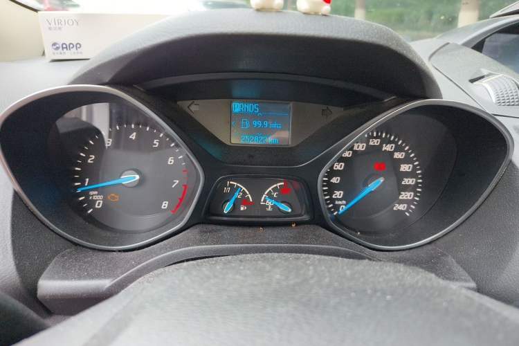 Used Ford Kuga 2015 1.5L GTDi Two-Wheel-Drive Comfort Model Instrument Cluster