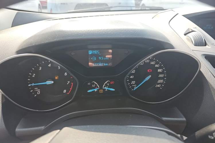 Used Ford Kuga 2015 1.5L GTDi Two-Wheel-Drive Comfort Model Instrument Cluster