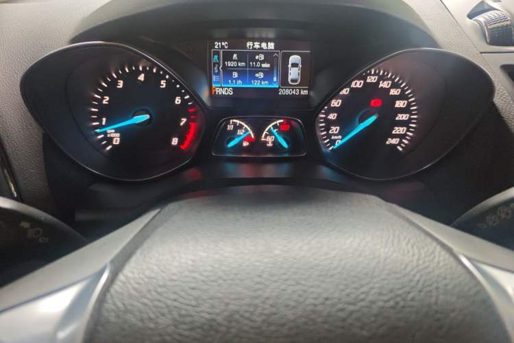 Used Ford Kuga 2015 2.0L GTDi Four-Wheel-Drive Sport Model Instrument Cluster