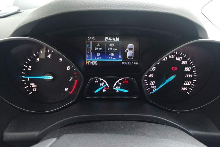Used Ford Kuga 2015 2.0L GTDi Four-Wheel-Drive Sport Model Instrument Cluster