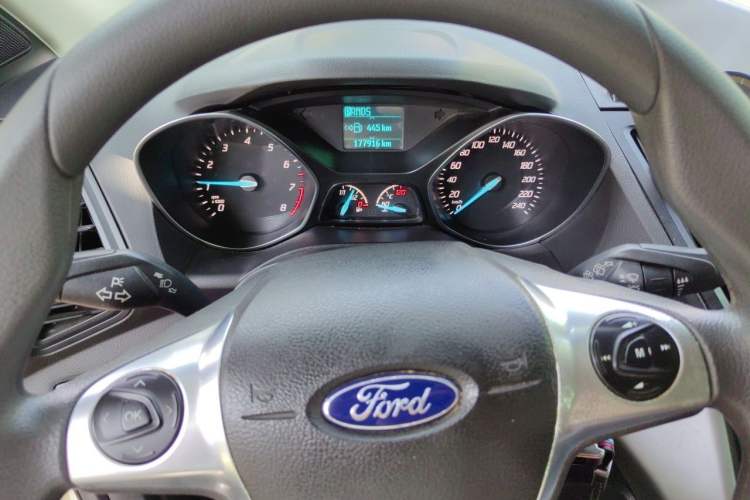 Used Ford Kuga 2015 1.5L GTDi Two-Wheel-Drive Comfort Model Instrument Cluster