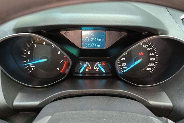 Used Ford Kuga 2015 1.5L GTDi Two-Wheel-Drive Comfort Model Instrument Cluster