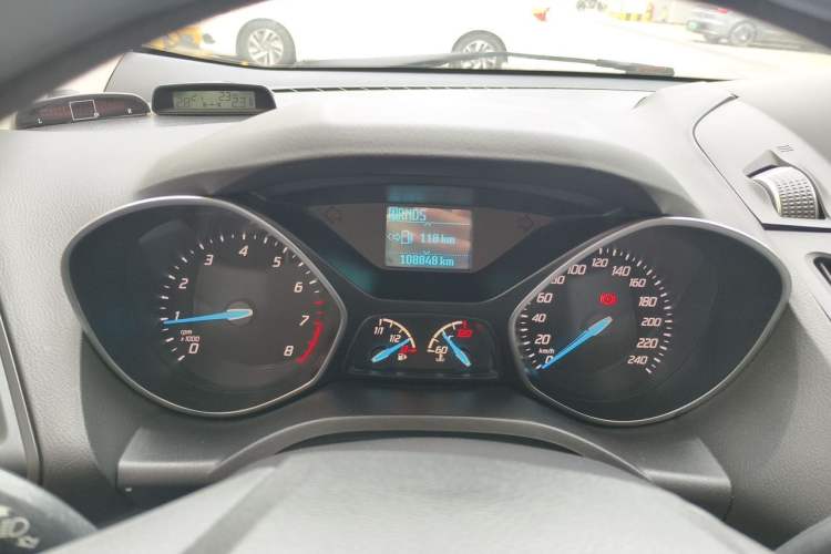 Used Ford Kuga 2015 1.5L GTDi Two-Wheel-Drive Comfort Model Instrument Cluster