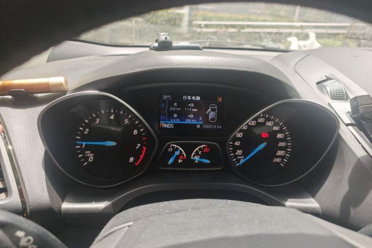 Used Ford Kuga 2015 2.0L GTDi Four-Wheel Drive Prestige Model Instrument Cluster