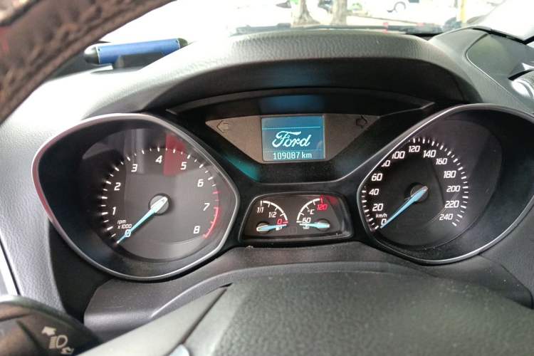 Used Ford Kuga 2015 1.5L GTDi Two-Wheel Drive Fashion Edition Instrument Cluster