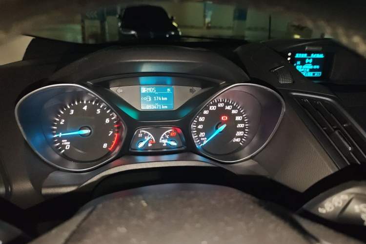 Used Ford Kuga 2015 1.5L GTDi Two-Wheel Drive Fashion Edition Instrument Cluster