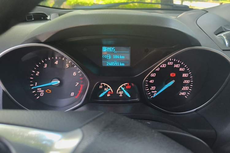 Used Ford Kuga 2015 1.5L GTDi Two-Wheel-Drive Comfort Model Instrument Cluster