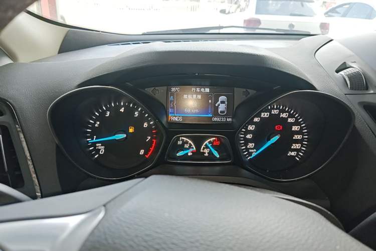 Used Ford Kuga 2015 1.5L GTDi Four-Wheel-Drive Elite Model Instrument Cluster