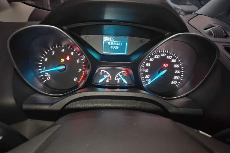 Used Ford Kuga 2015 1.5L GTDi Two-Wheel-Drive Comfort Model Instrument Cluster