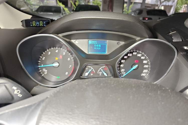Used Ford Kuga 2015 1.5L GTDi Two-Wheel-Drive Comfort Model Instrument Cluster