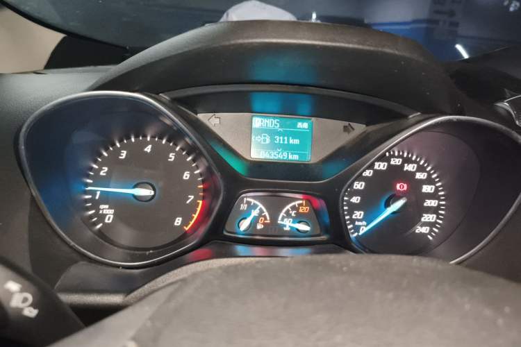 Used Ford Kuga 2015 1.5L GTDi Two-Wheel Drive Fashion Edition Instrument Cluster