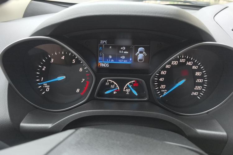 Used Ford Kuga 2015 2.0L GTDi Four-Wheel-Drive Sport Model Instrument Cluster