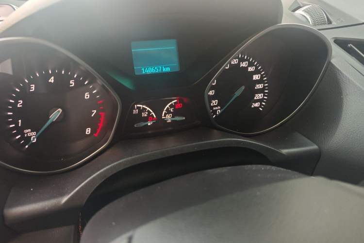 Used Ford Kuga 2015 1.5L GTDi Two-Wheel-Drive Comfort Model Instrument Cluster