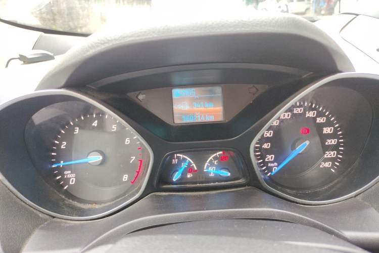 Used Ford Kuga 2015 1.5L GTDi Two-Wheel-Drive Comfort Model Instrument Cluster